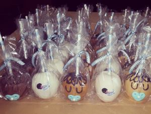 Chocolate Dipped Apples - Milk Chocolate, Salted Caramel, Peanut Butter, Vanilla